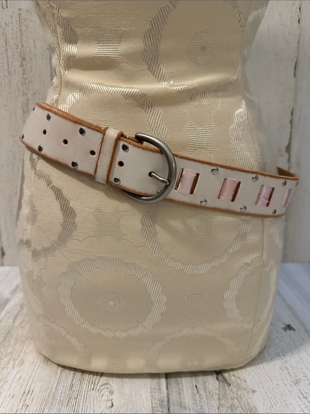 Buckle Vintage Distressed Pink Grosgrain Ribbon Cream Leather Silver Studs Belt